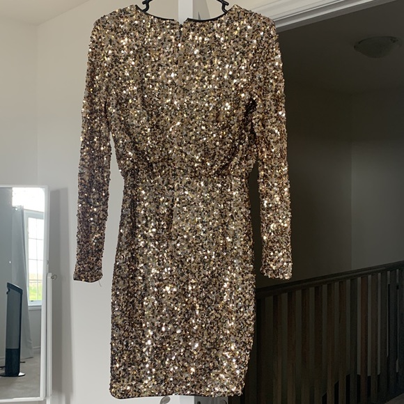 Ever New Wrap/Tulip Sequin Dress - Picture 2 of 4